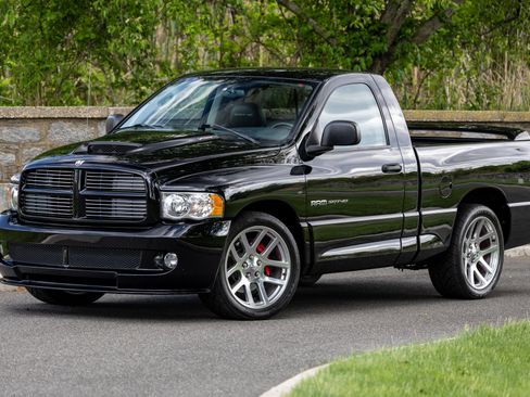 Used 2004 Dodge Ram 1500 Truck 2WD Regular Cab image 1