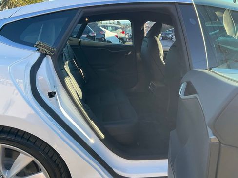 Used 2021 Tesla Model S Long Range Plus image 51