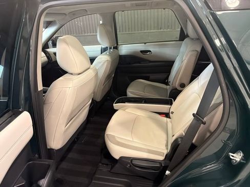 Used 2022 Nissan Pathfinder SL w/ SL Premium Package AWD/4WD image 11