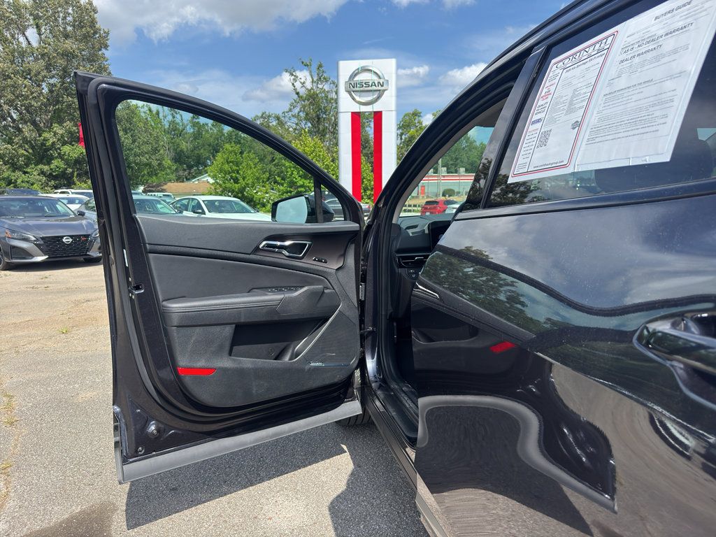 Used 2026 Kia Sportage SX AWD/4WD image 18