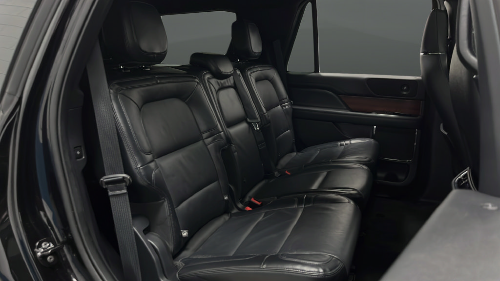 Used 2024 Lincoln Navigator Reserve AWD/4WD image 25