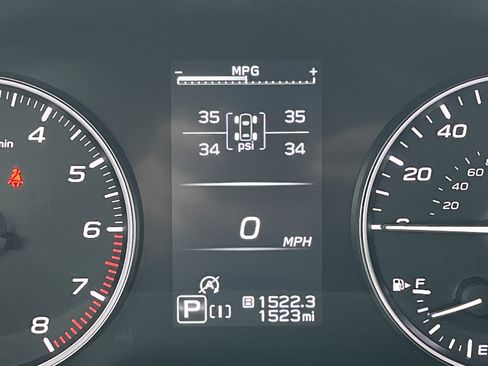 Used 2026 Subaru Forester Premium AWD/4WD image 12
