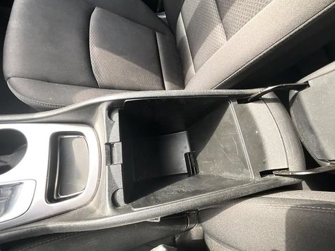 Used 2020 Chevrolet Malibu RS FWD image 25