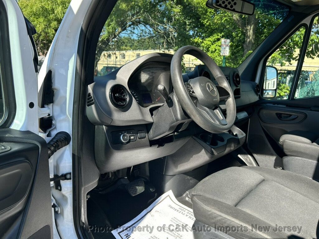 Used 2021 Mercedes-Benz Sprinter 2500 image 17