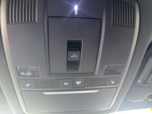 Used 2019 MAZDA CX-9 Signature image 32