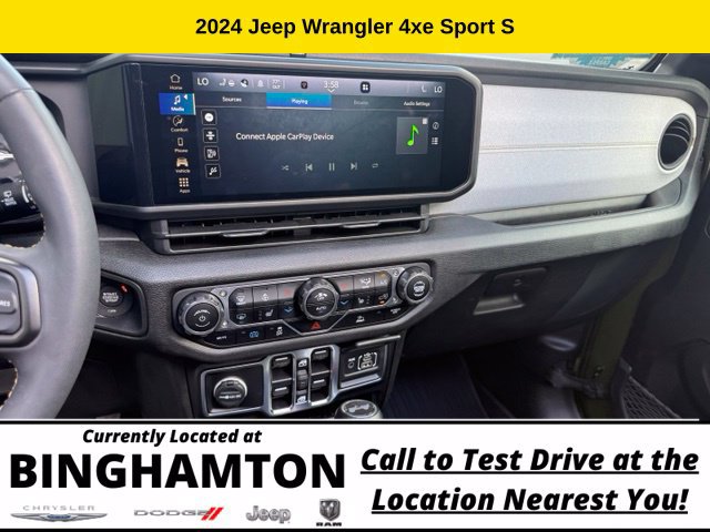 Used 2024 Jeep Wrangler Unlimited w/ Convenience Group AWD/4WD image 16