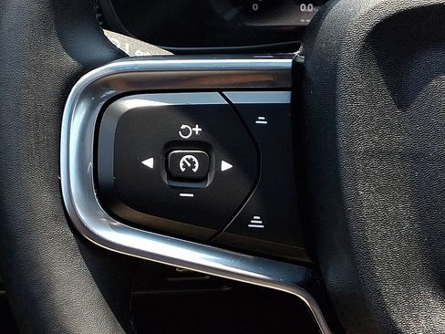Used 2022 Volvo XC40 P8 Recharge Ultimate AWD/4WD image 21