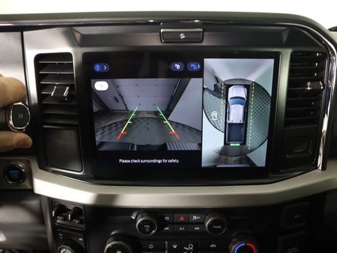 Certified 2025 Ford F250 XLT w/ Tremor Off-Road Package image 66