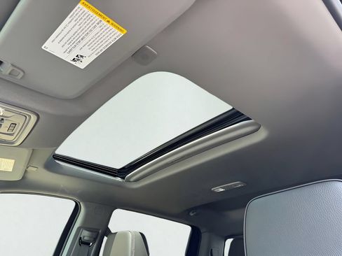 New 2026 GMC Sierra 1500 Denali AWD/4WD image 10