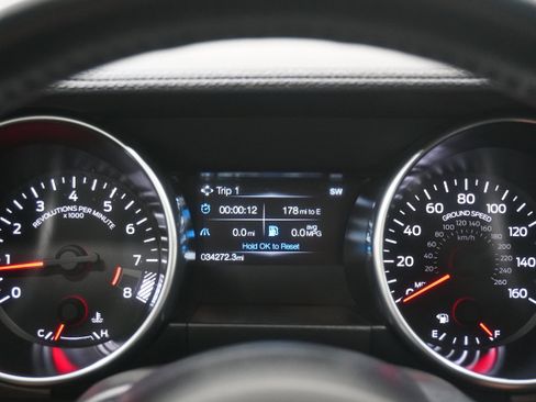 Used 2018 Ford Mustang GT Premium RWD image 18