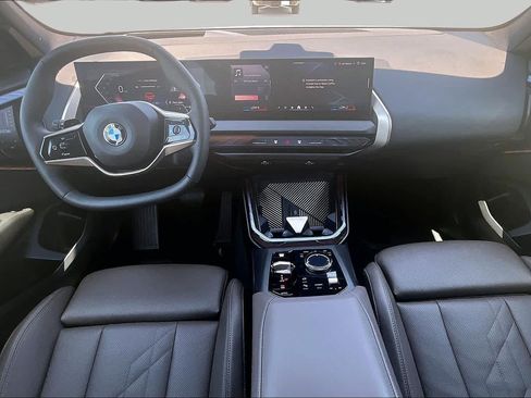 Used 2025 BMW X3 xDrive30i AWD/4WD image 14