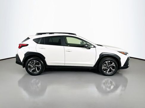 Used 2024 Subaru Crosstrek 2.0i Premium image 9
