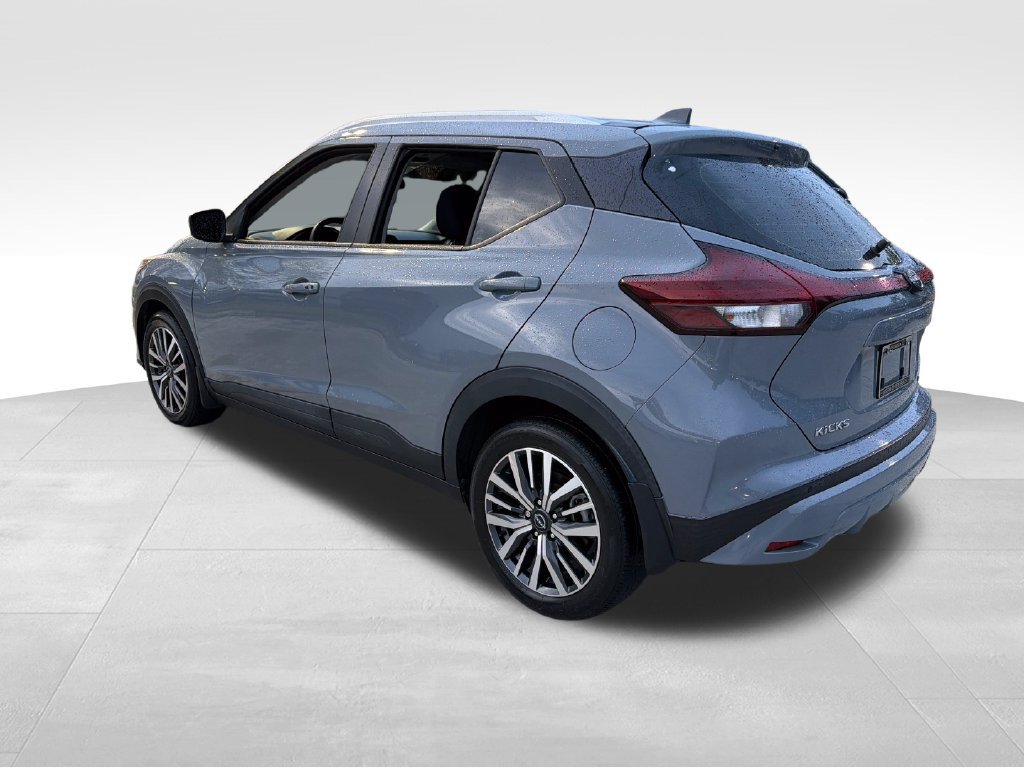 Used 2024 Nissan Kicks SV FWD image 5