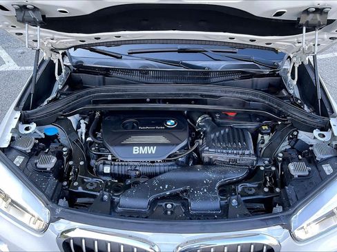 Used 2018 BMW X1 xDrive28i w/ Premium Package AWD/4WD image 29