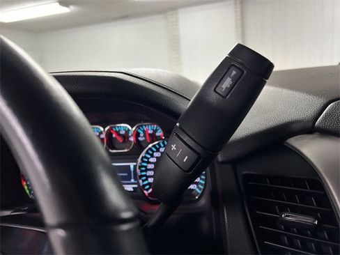 Used 2020 GMC Yukon SLE image 15