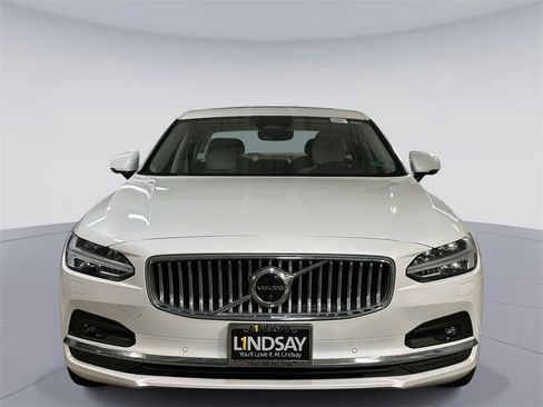 Used 2023 Volvo S90 B6 Plus w/ Protection Package Premier image 5