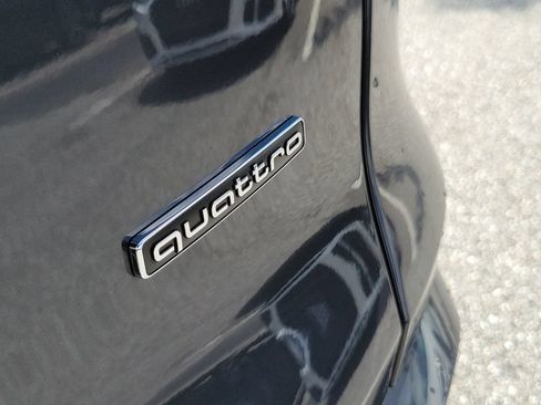 Used 2025 Audi Q5 Premium Plus w/ Premium Plus AWD/4WD image 6