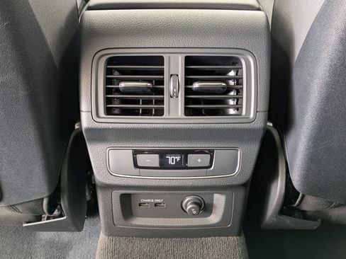 Used 2025 Audi Q5 2.0T Premium AWD/4WD image 22