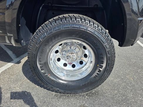 Used 2016 RAM 3500 Laramie image 12