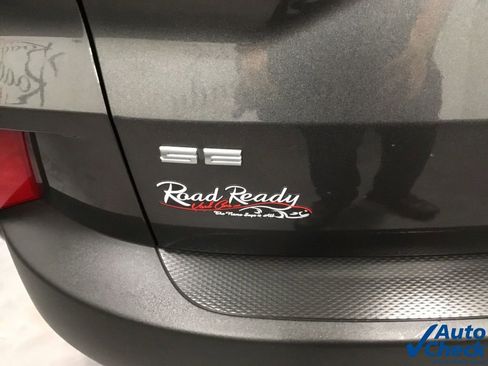 Used 2020 Ford Escape SE image 14