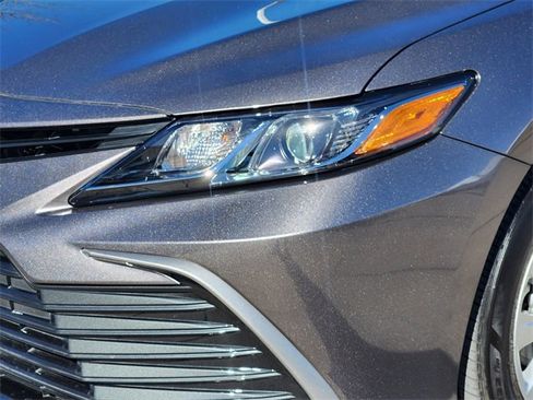 Used 2024 Toyota Camry LE image 6