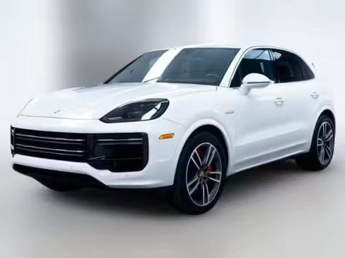 Used 2024 Porsche Cayenne Turbo AWD/4WD image 1