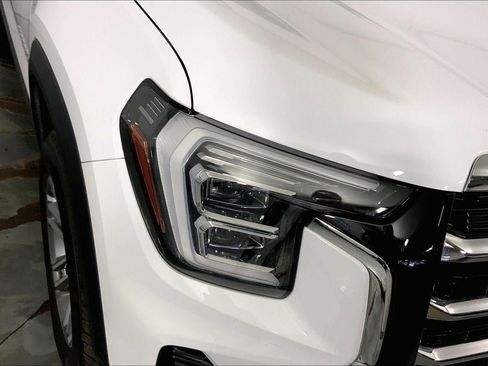 Used 2025 GMC Terrain Elevation FWD image 26