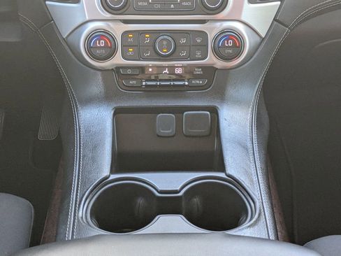 Used 2018 GMC Yukon SLE w/ Convenience Package image 19