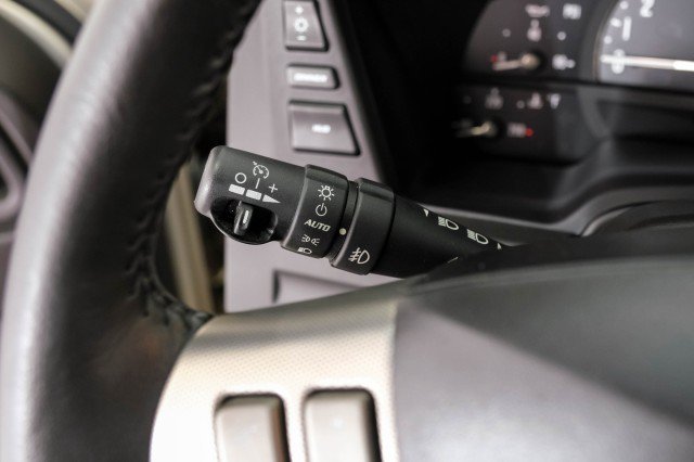 Used 2006 Cadillac XLR RWD image 20