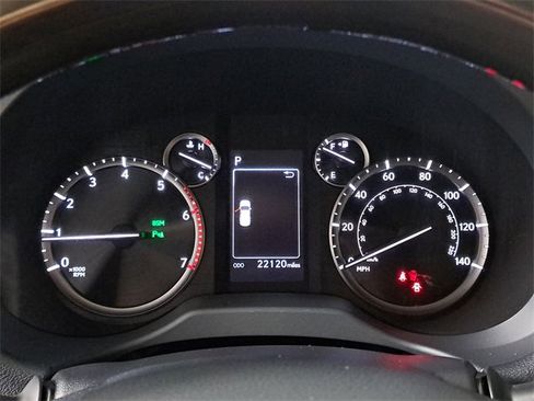 Used 2023 Lexus GX 460 Premium image 28