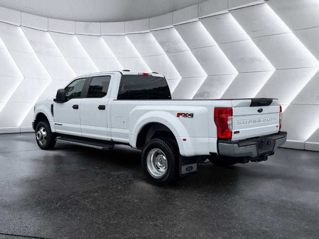 Used 2021 Ford F350 XL w/ STX Appearance Package AWD/4WD image 4