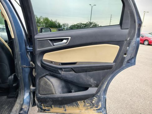 Used 2019 Ford Edge SEL w/ Equipment Group 201A FWD image 15