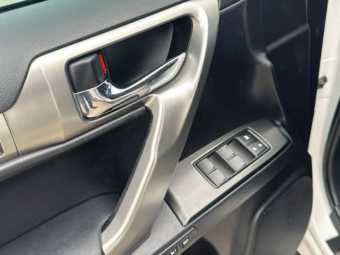 Used 2023 Lexus GX 460 Premium image 13