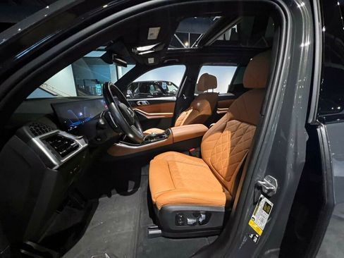 Used 2024 BMW X5 M60i AWD/4WD image 16