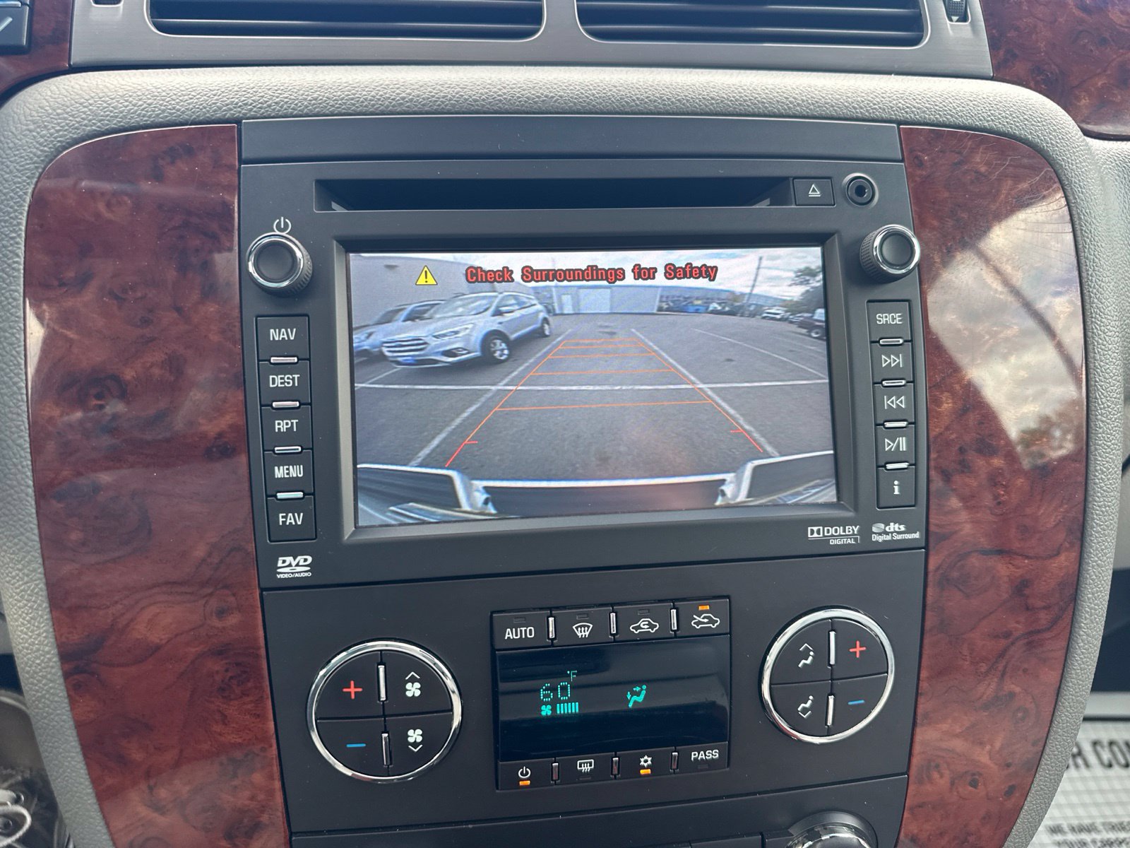 Used 2013 Chevrolet Avalanche LTZ AWD/4WD image 60