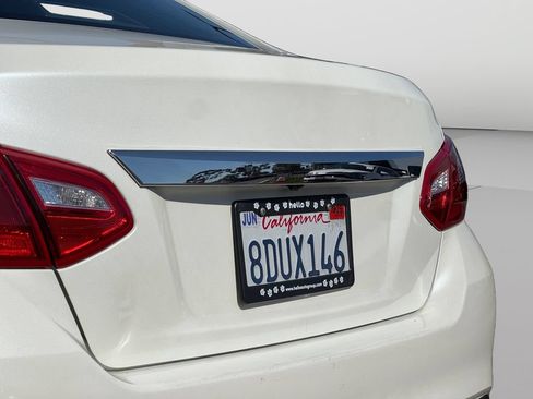 Used 2016 Nissan Altima 2.5 SV FWD image 24
