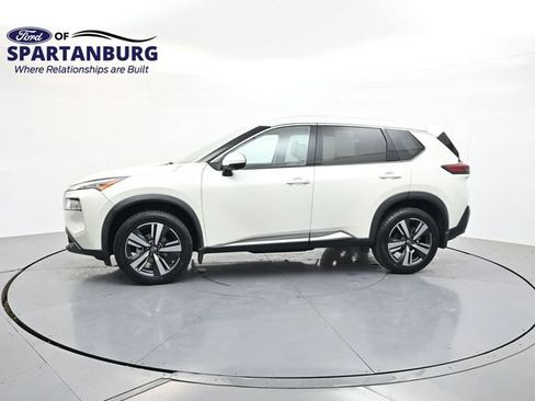 Used 2023 Nissan Rogue SL FWD image 4