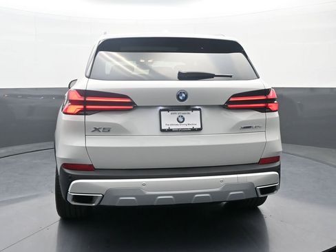 New 2026 BMW X5 xDrive50e AWD/4WD image 6