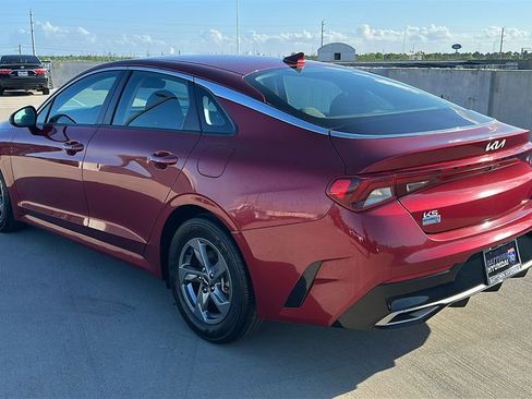 Used 2023 Kia K5 LXS image 10