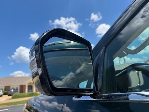 Used 2021 Lincoln Navigator Reserve w/ Luxury Package AWD/4WD image 12