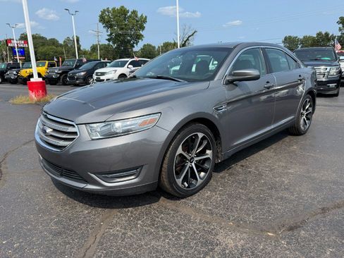 Used 2014 Ford Taurus SEL w/ Equipment Group 201A AWD/4WD image 1