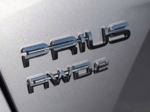 Used 2019 Toyota Prius LE image 13