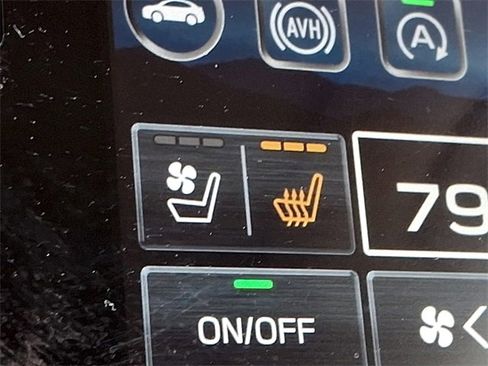 Used 2022 Subaru Outback Touring image 32