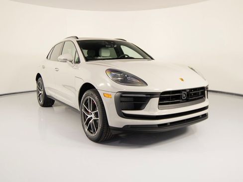 New 2026 Porsche Macan S image 9