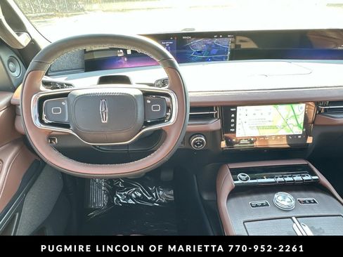 New 2026 Lincoln Navigator L Reserve AWD/4WD image 27
