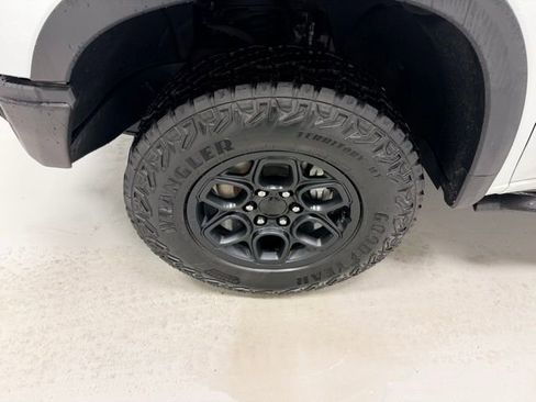 Certified 2023 Chevrolet Silverado 1500 ZR2 w/ ZR2 Bison Edition image 20