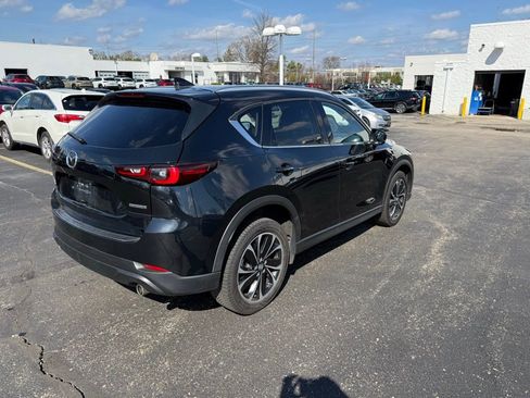 Used 2022 MAZDA CX-5 AWD 2.5 S w/ Premium Package image 3