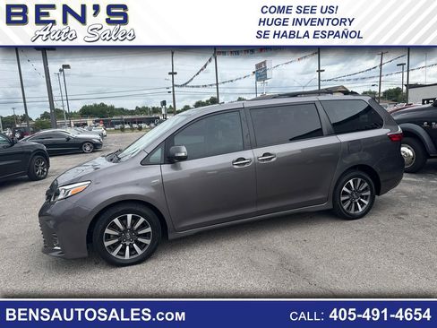 Used 2018 Toyota Sienna Limited Premium AWD/4WD image 1
