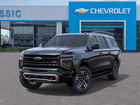 New 2026 Chevrolet Suburban Z71 image 6