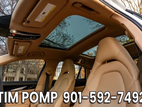 Used 2018 Porsche Panamera 4S image 2